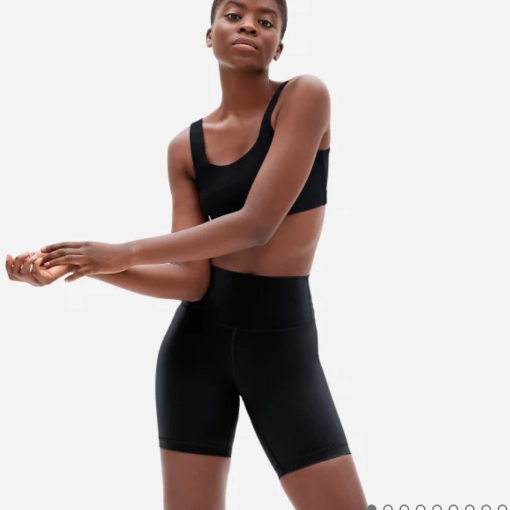 Everlane Perform Bike Short